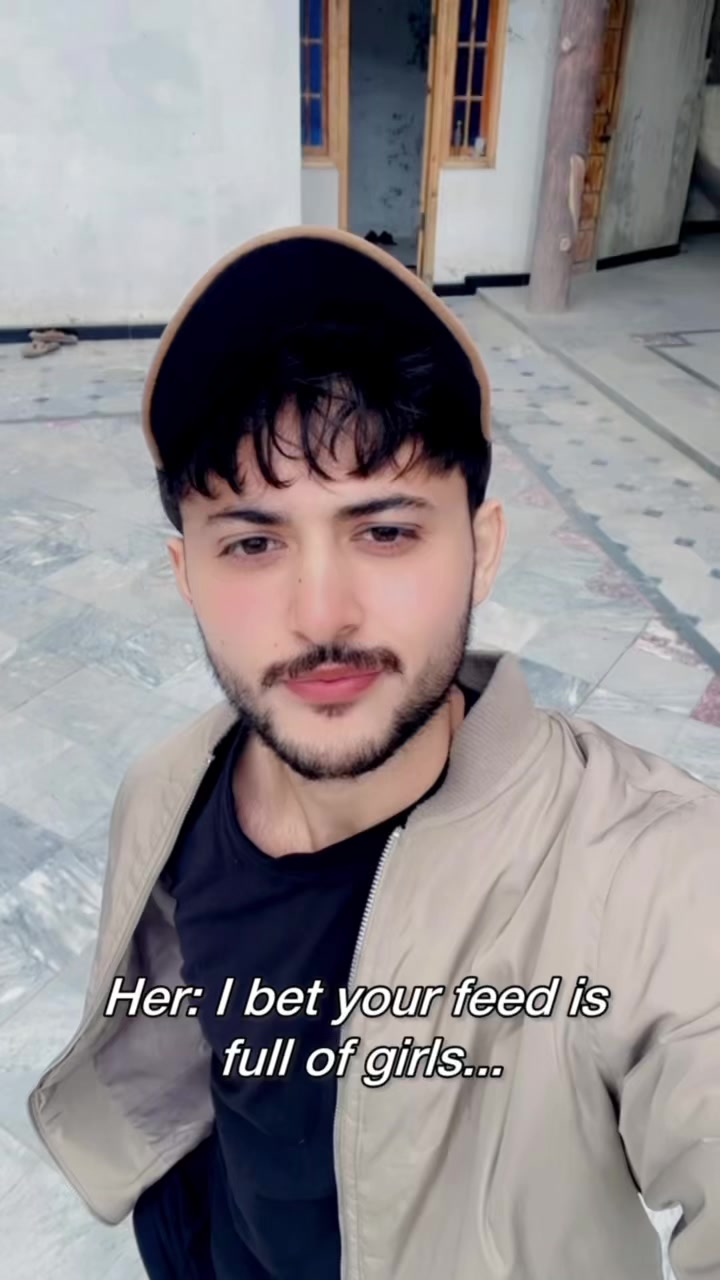 @𝑍𝑎𝑟𝑟𝑎𝑟 𝑠ℎ𝑎ℎ♡