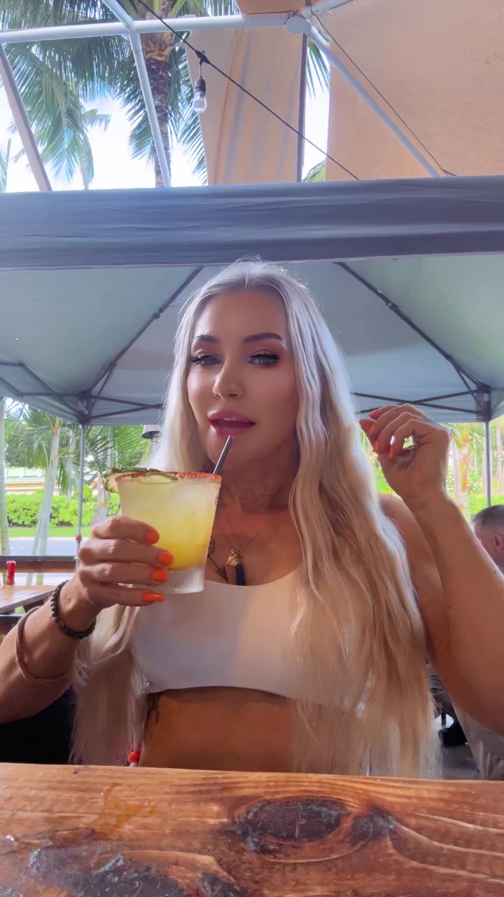@miss.candi_doll