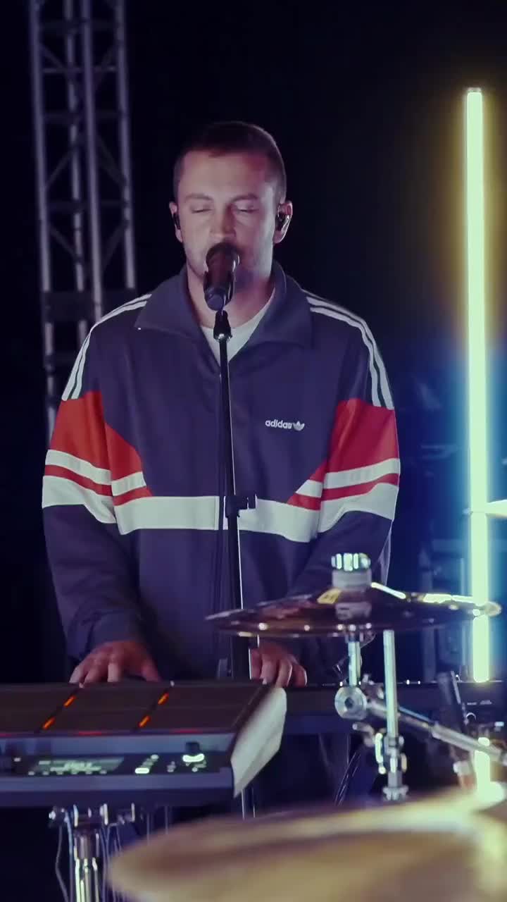 @||-// William |-/