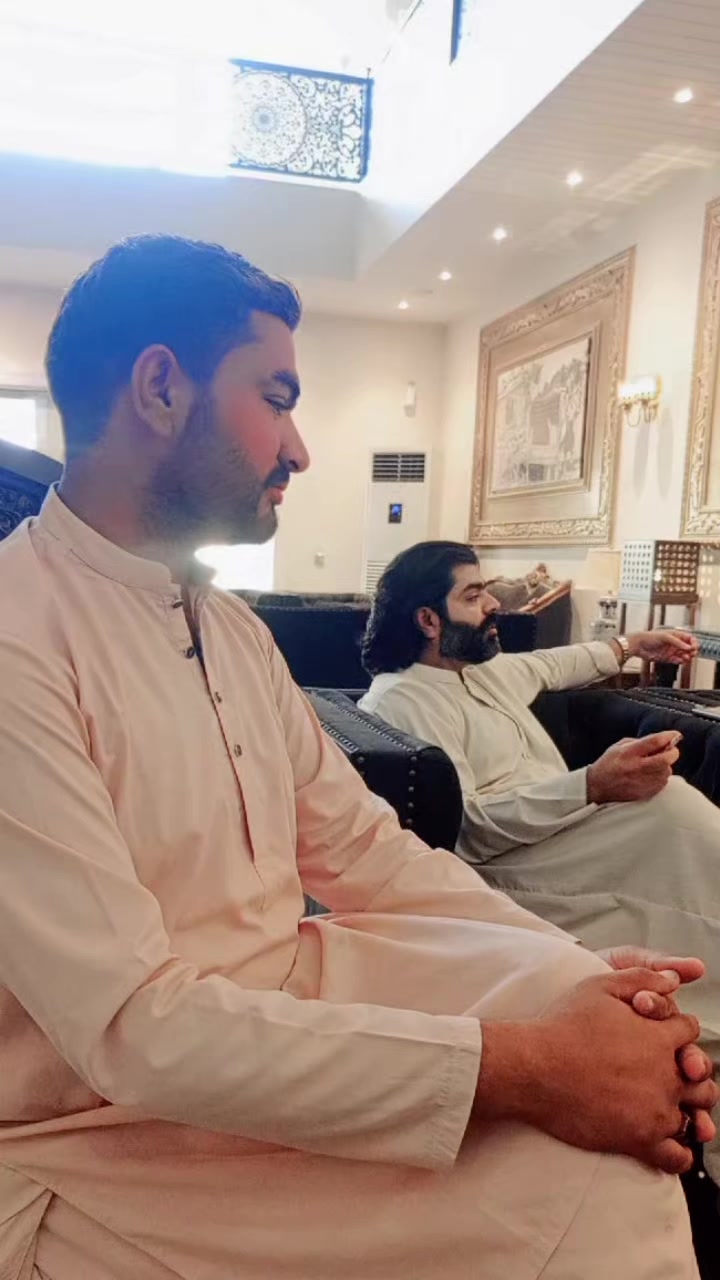 @Uzair baloch