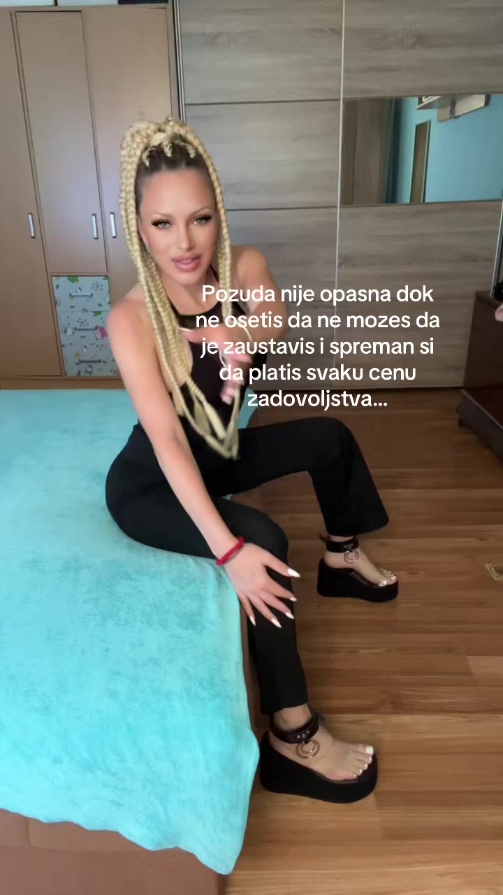 @Ana Mitrovic