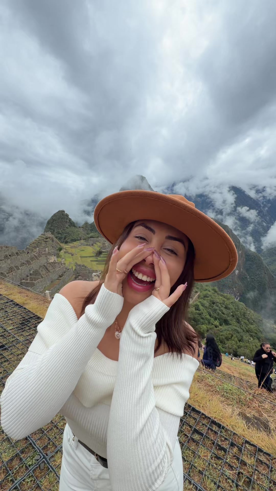@naya fácil