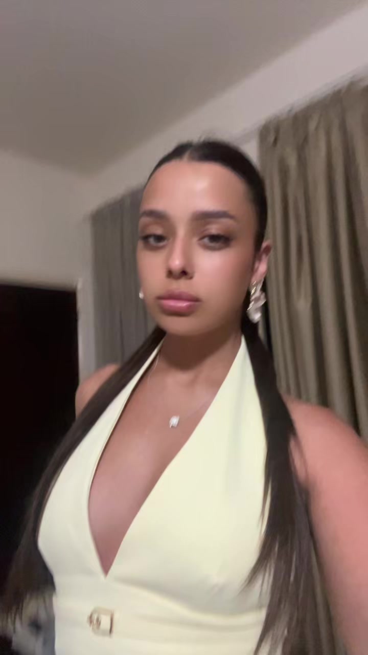 @elyyyjeee