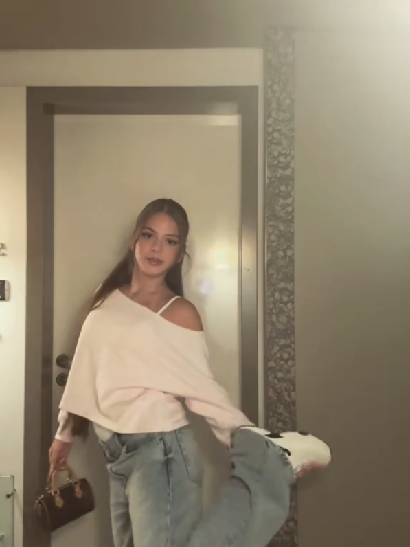 @𝐉𝐄𝐒𝐒