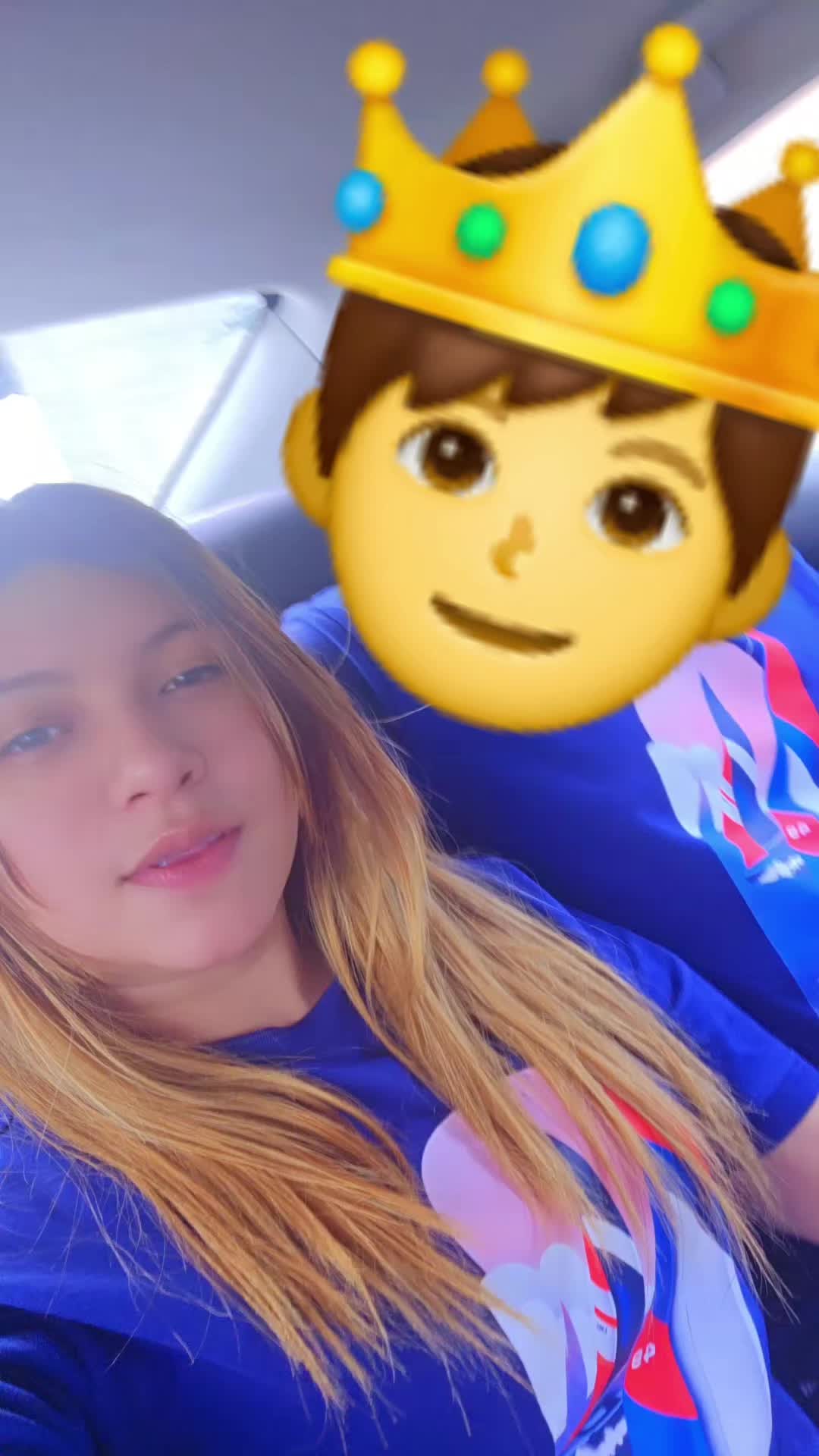 @alejandra
