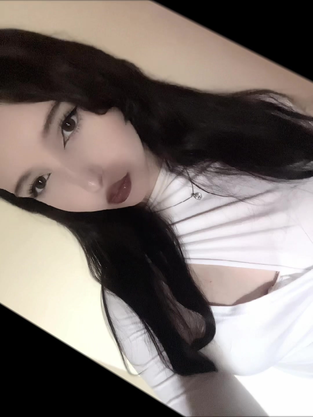 @𝐼𝑛𝑠𝑜𝑚𝑛𝑖𝑎♡