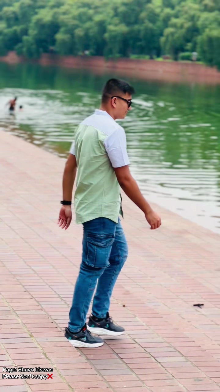 @SHUVO BISWAS đŽâī¸