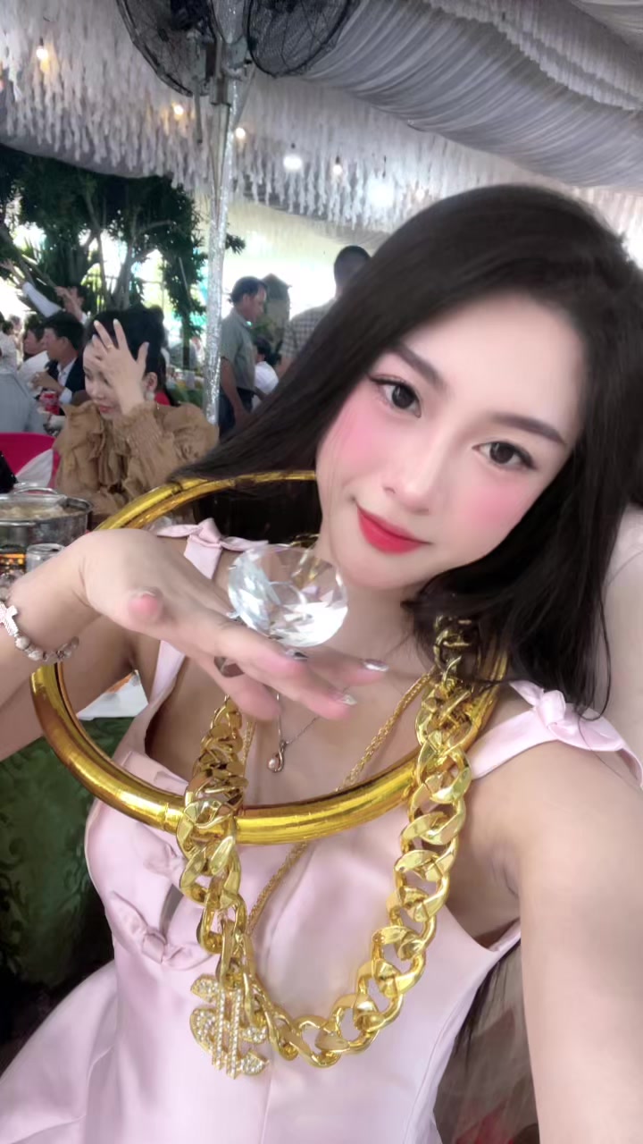 @Phượng thích ngắm mây