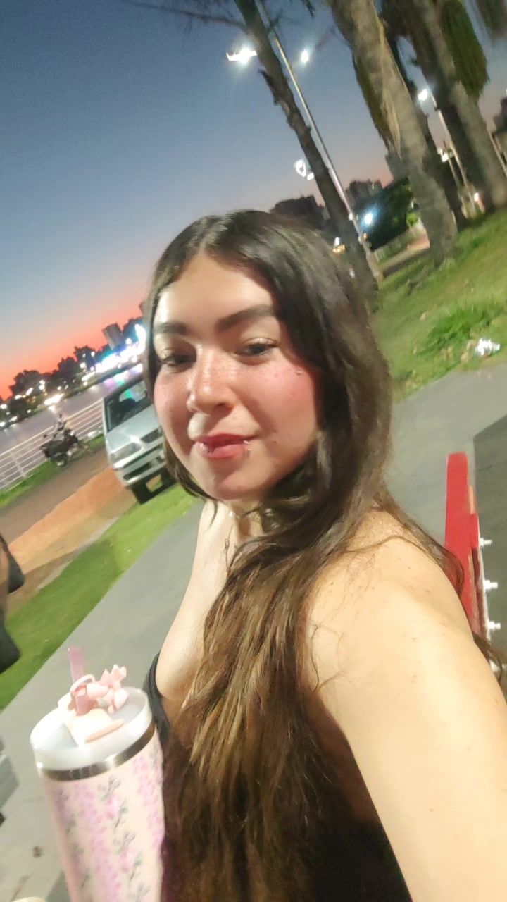 @layla_valeriano