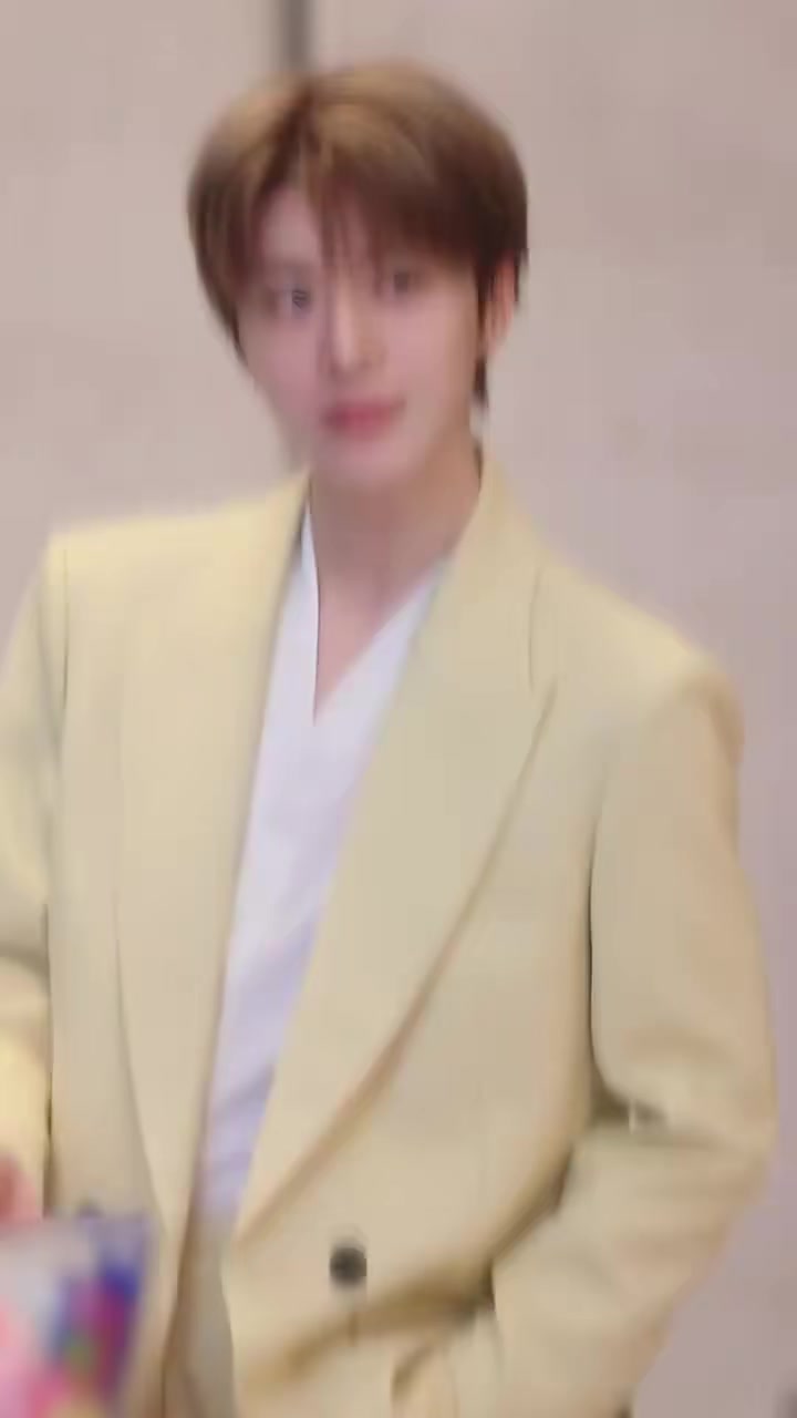 @𝙯𝙝𝙬