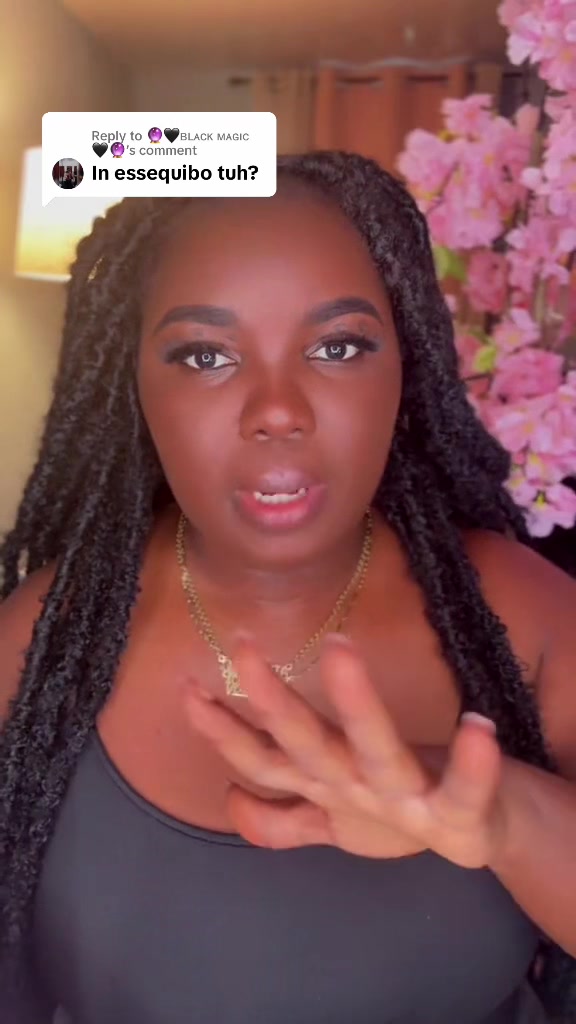 @Artistic_Makeup_Queen