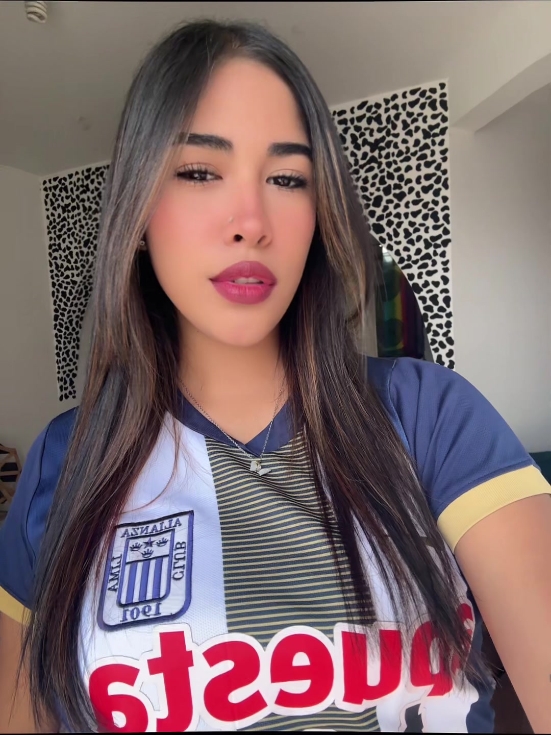 @Luanda Gonzales 🦋