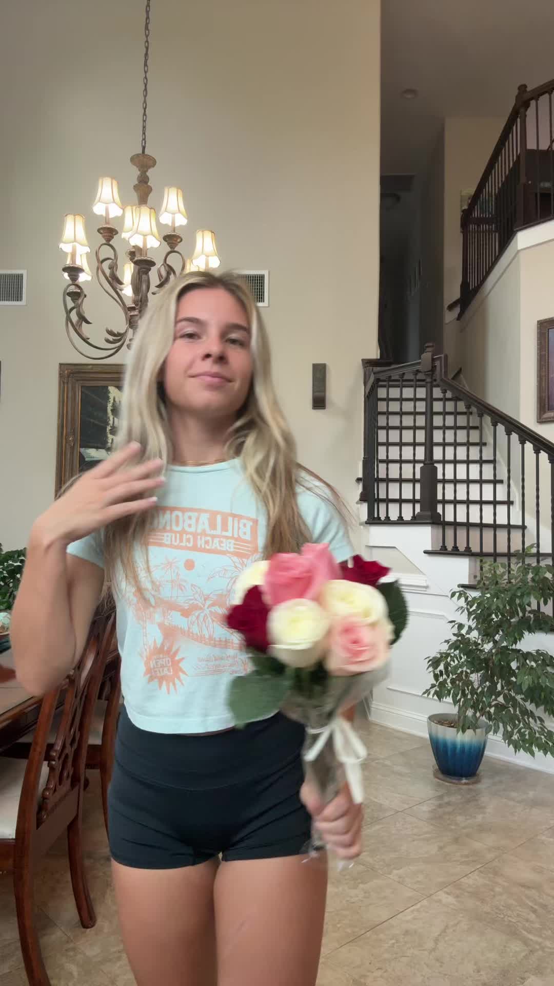 @bella