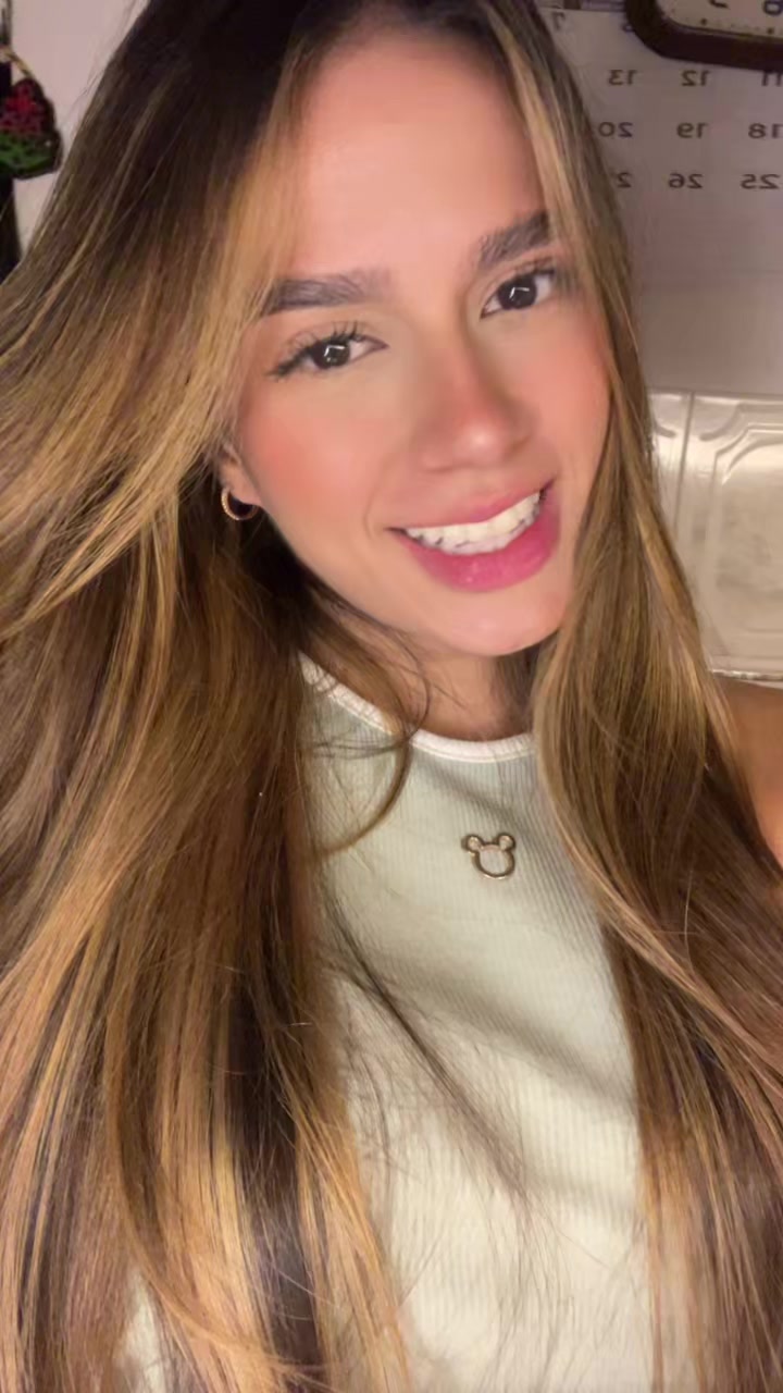 @Paula Andrea 💋