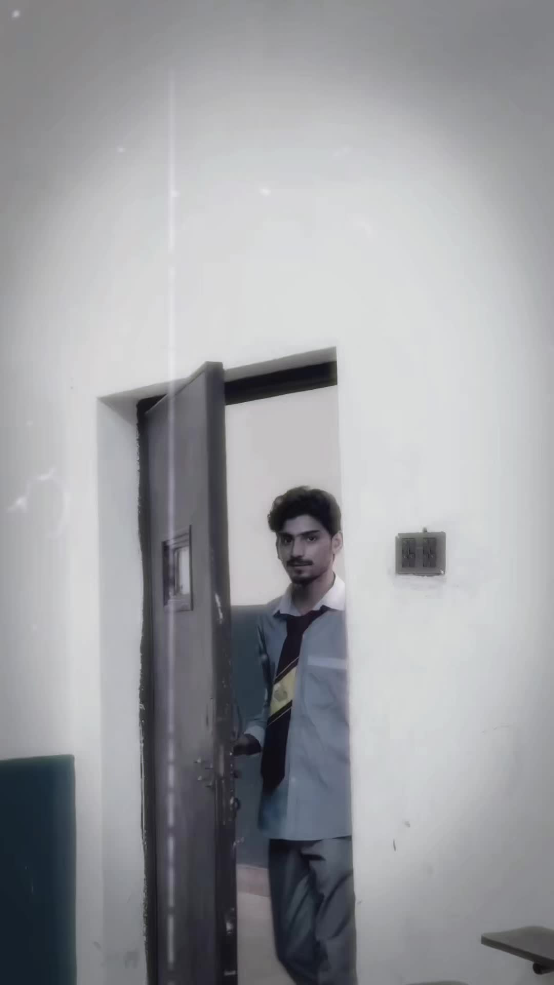 @قمر وڑائچ کامونکی🥂🥀