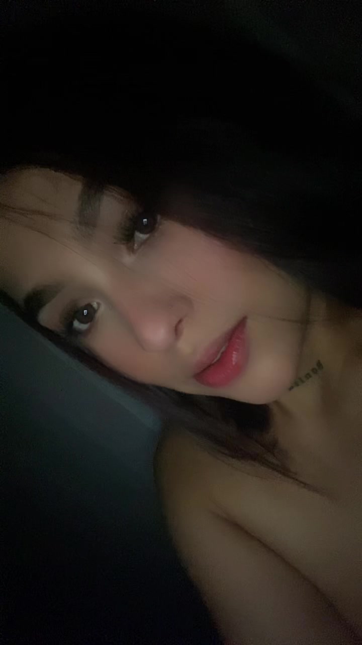 @𝓥𝓪𝓵👩🏻
