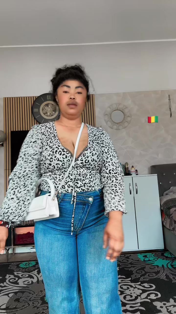 @sarahdebaco 🇨🇮🇫🇷