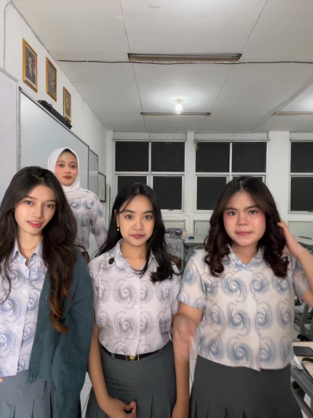 @melet