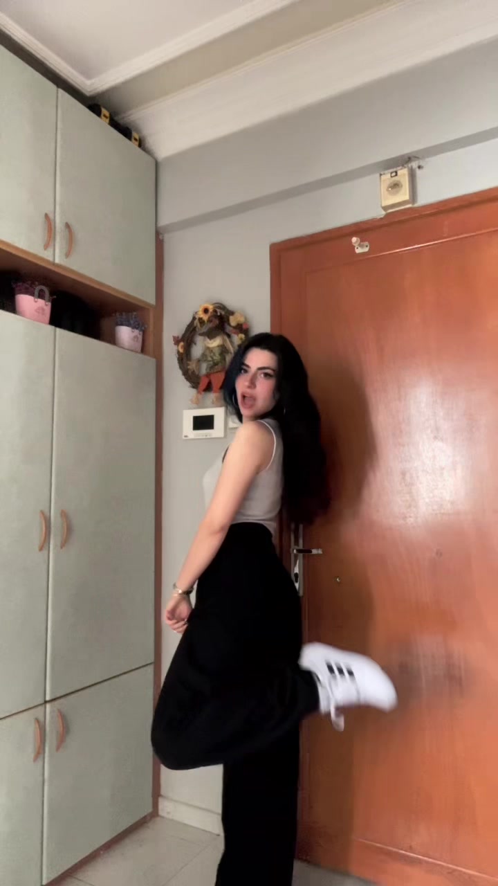 @𝓑