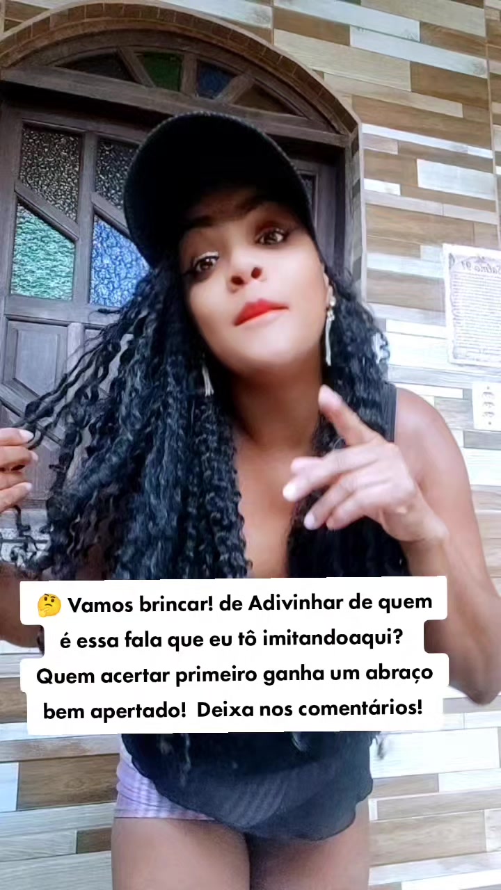 @Lucy a guria do short sexy