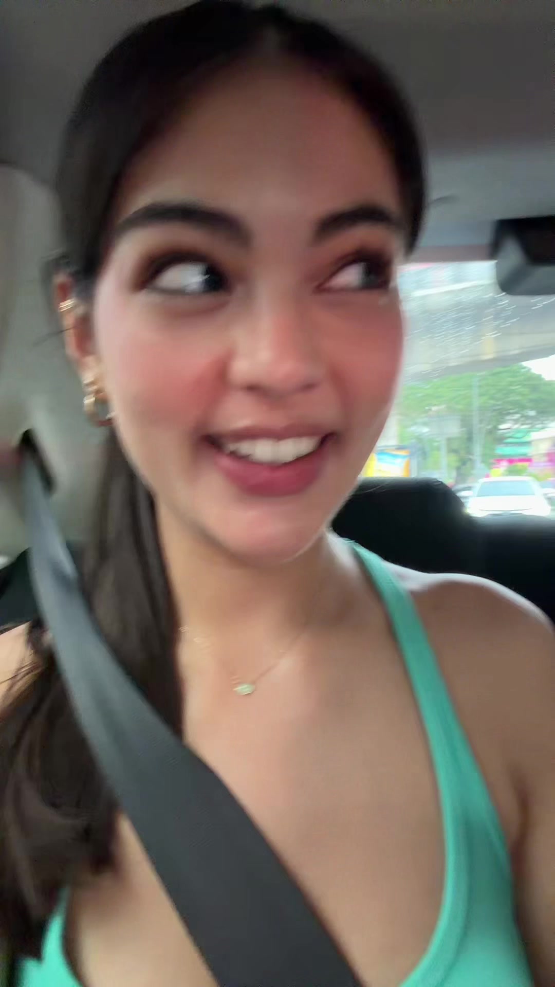@Ava