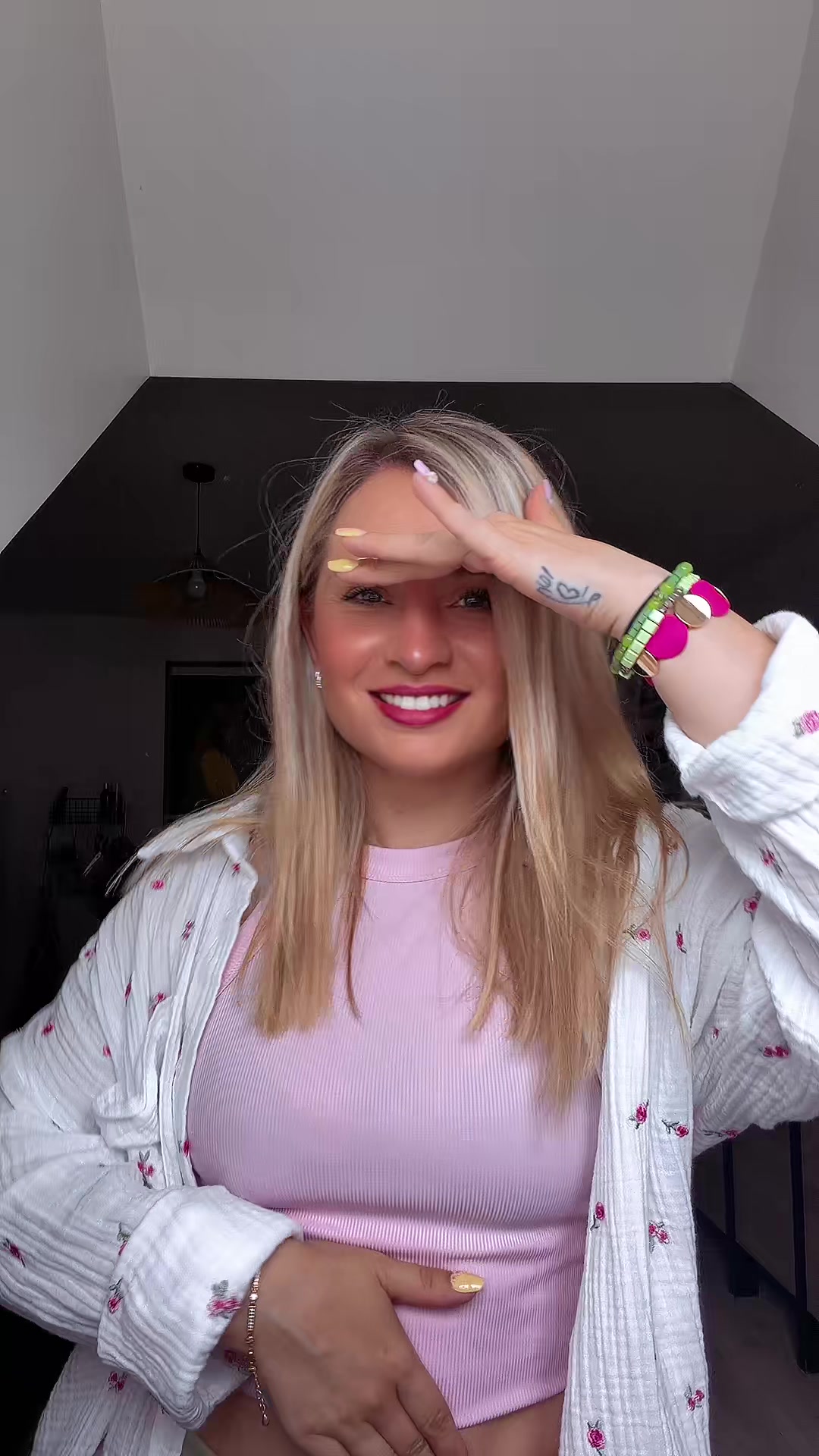 @Elodie
