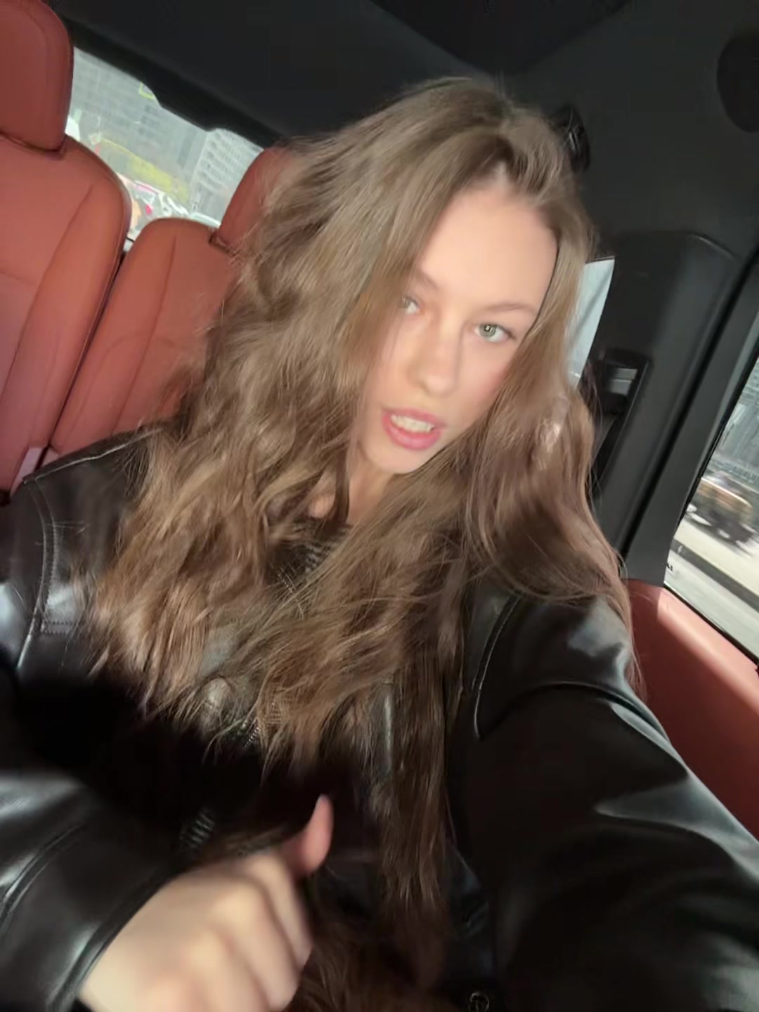 @Ksushenka