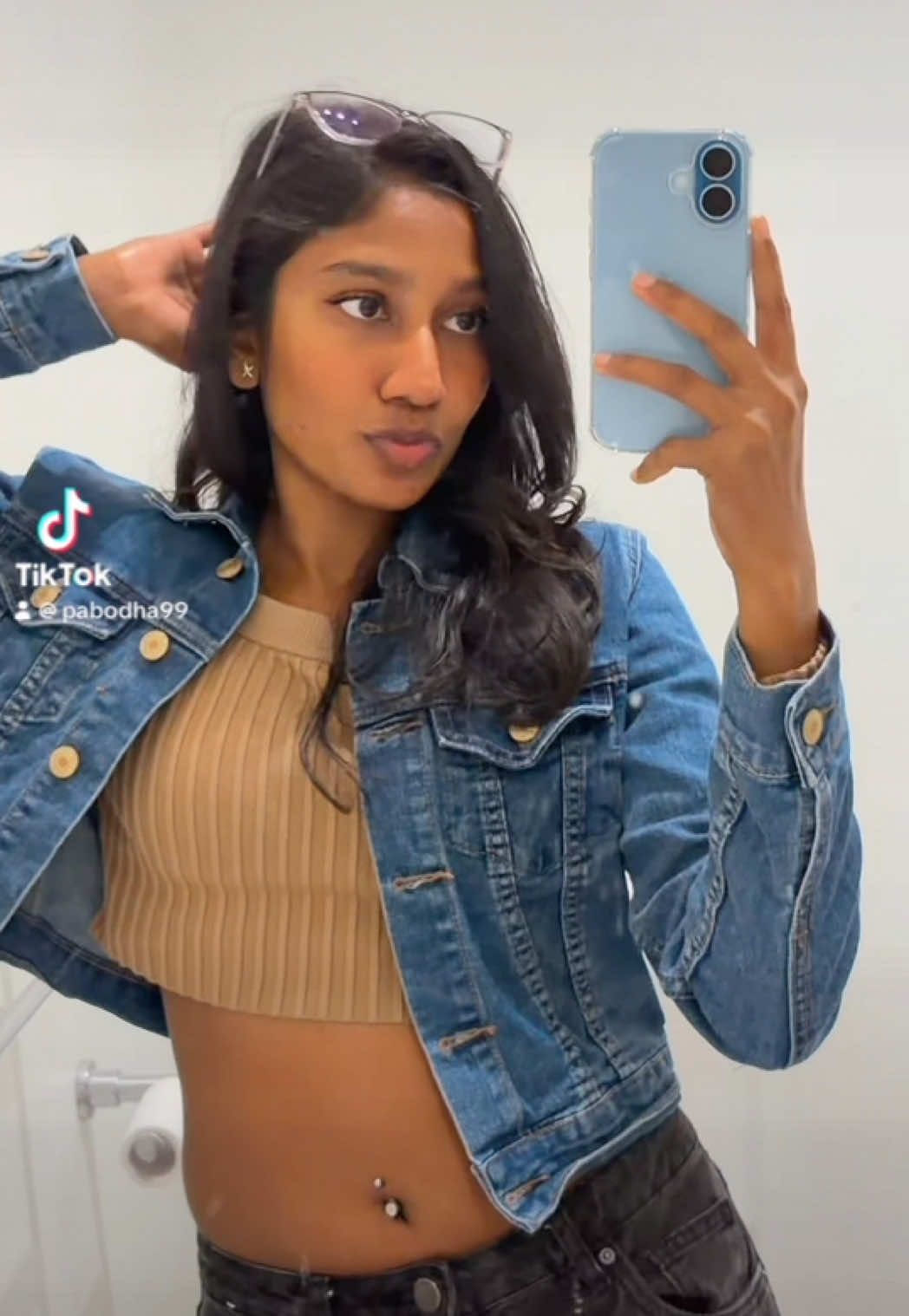 @Anu🇱🇰🇦🇺