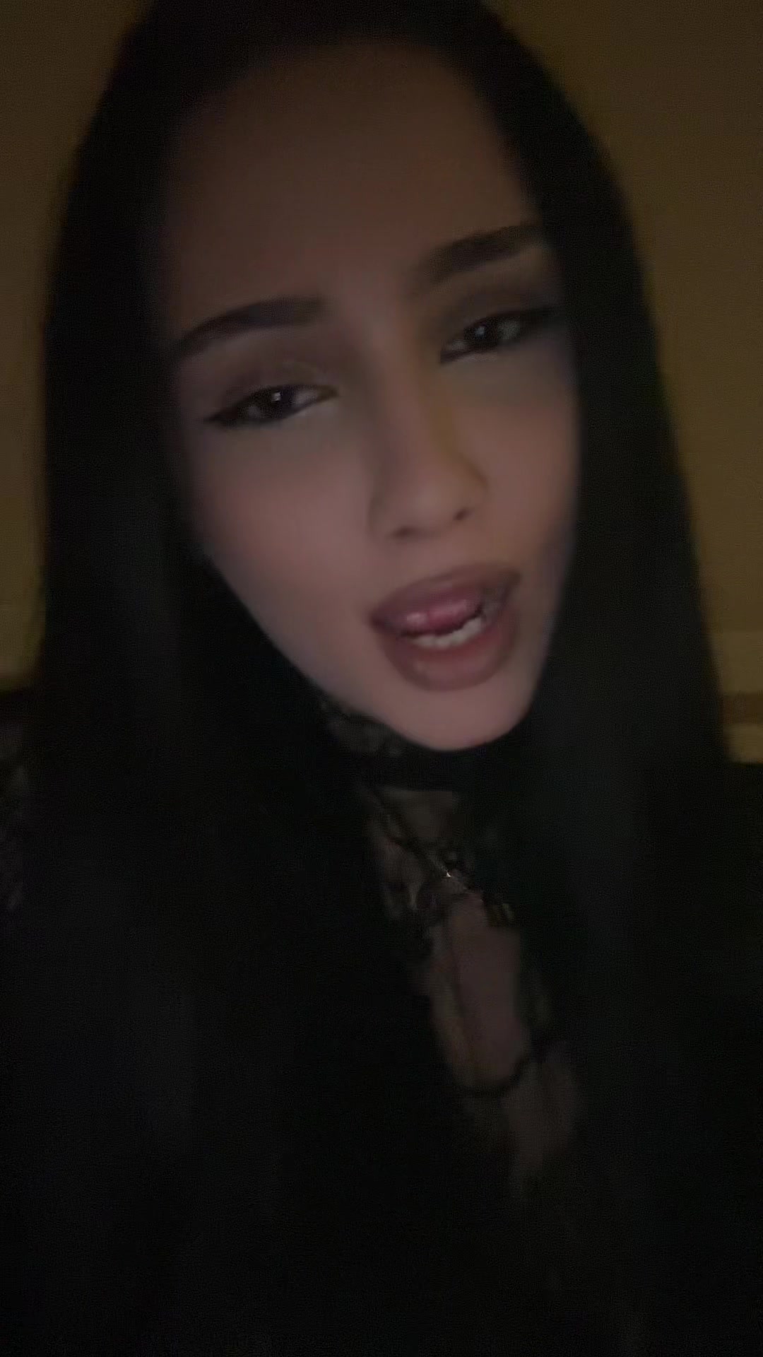 @натутя