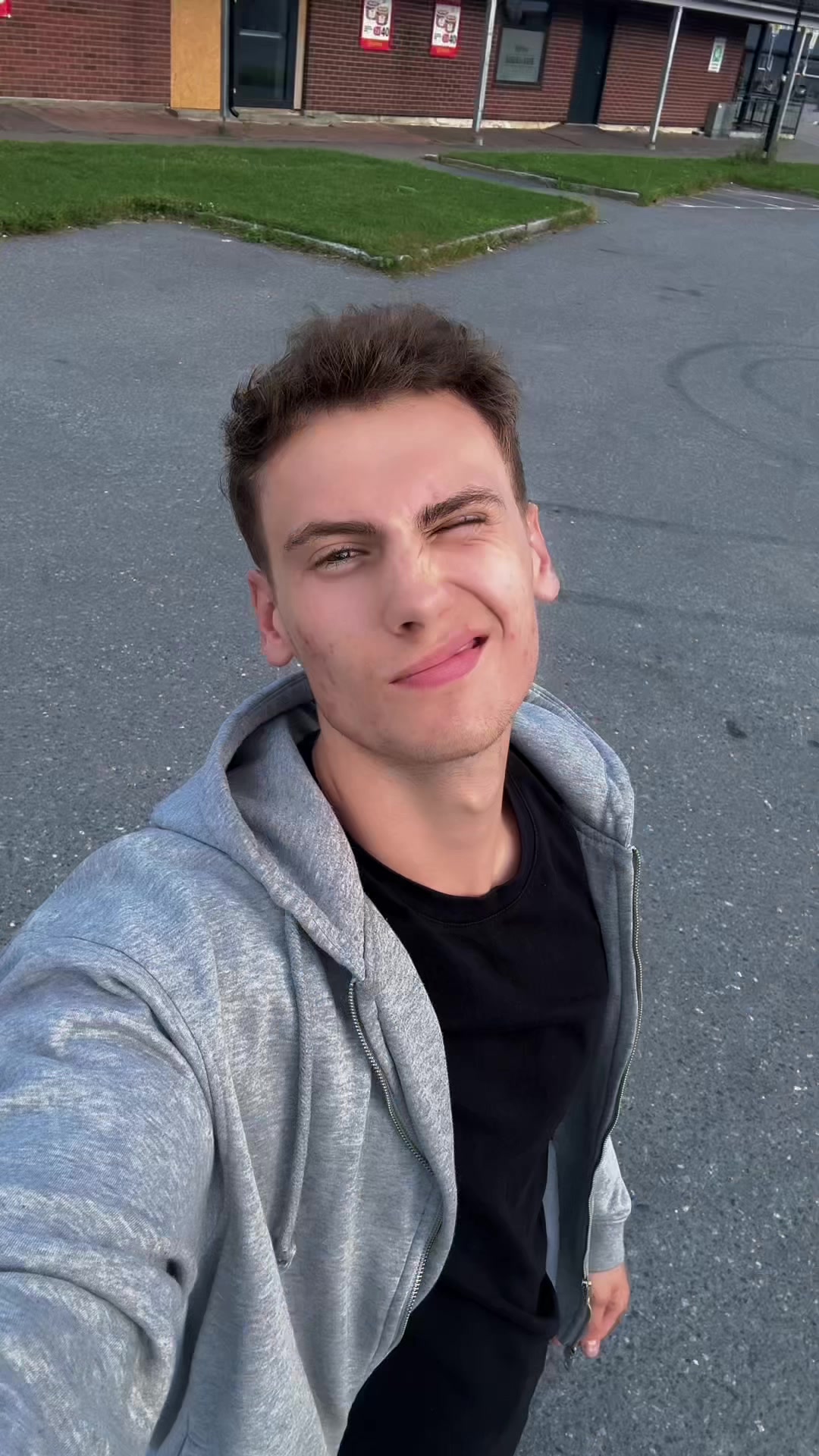 @Леша