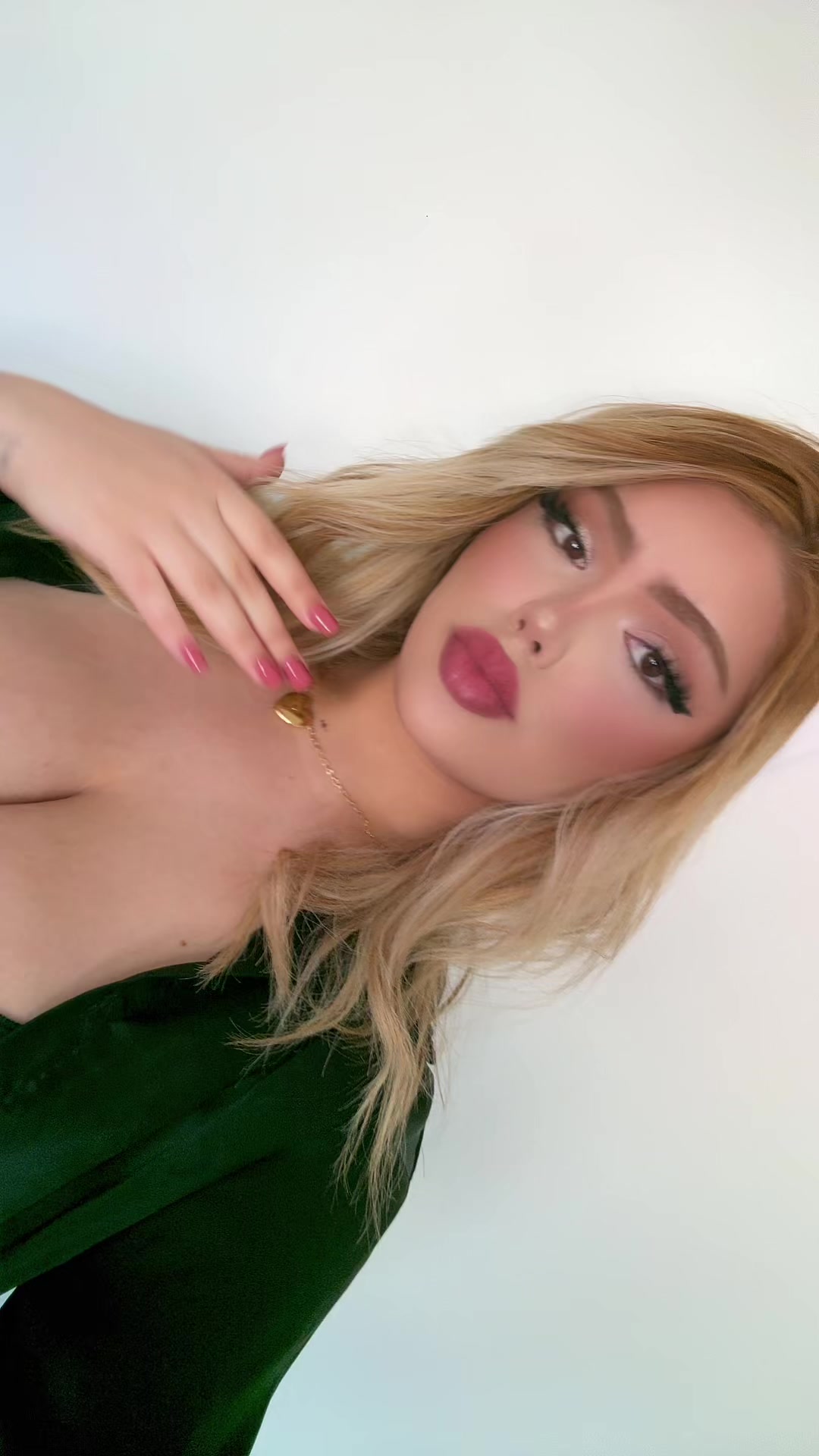 @arounddddtheworld