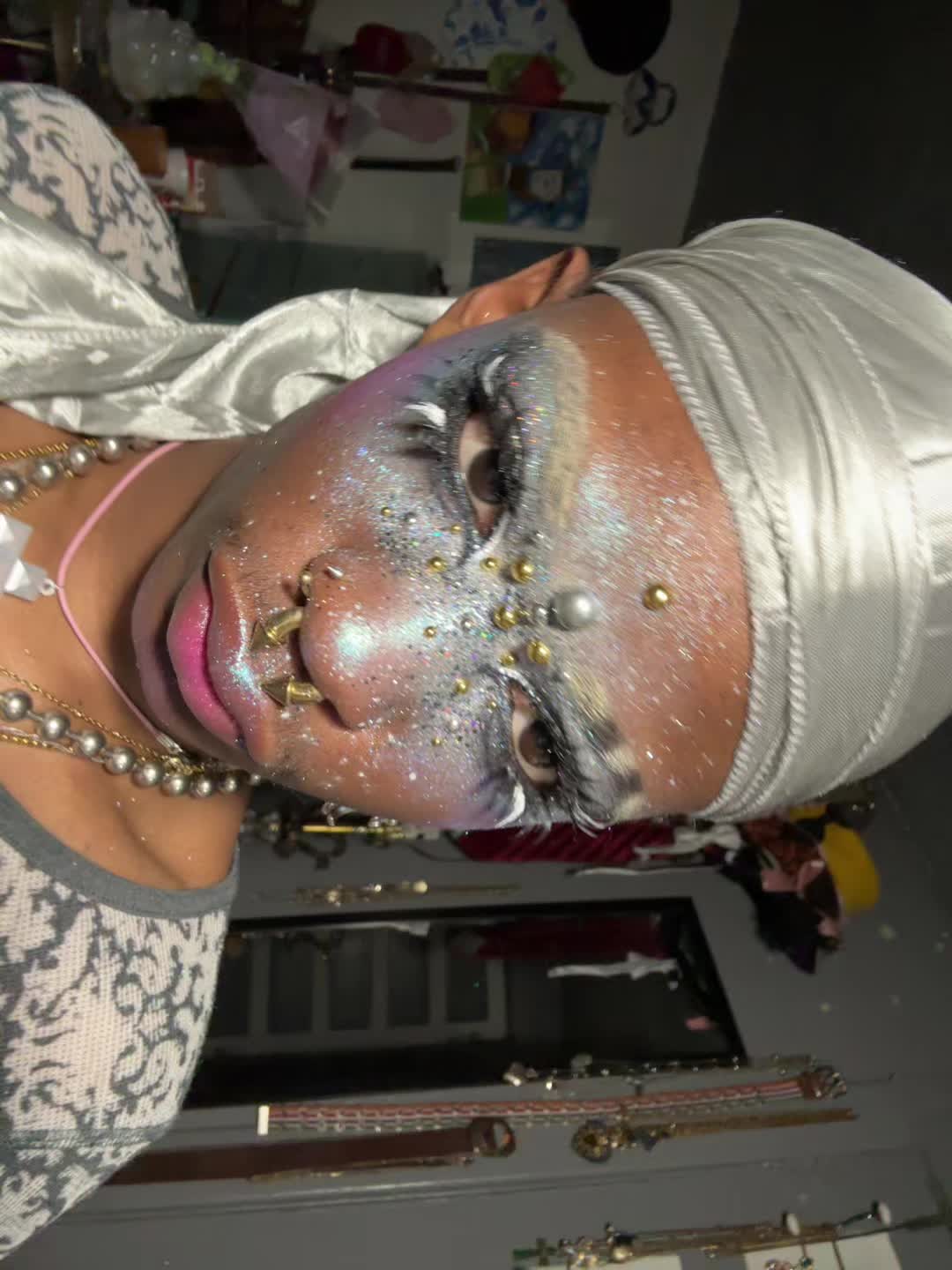 @⋆.˚𖦹Blindedstar⋆✮⋆.˚