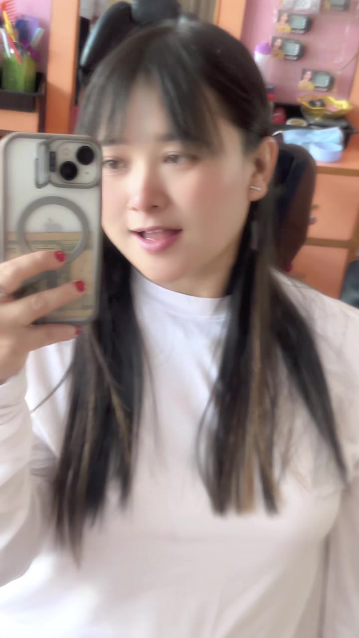 @आ<shi >का 🧿