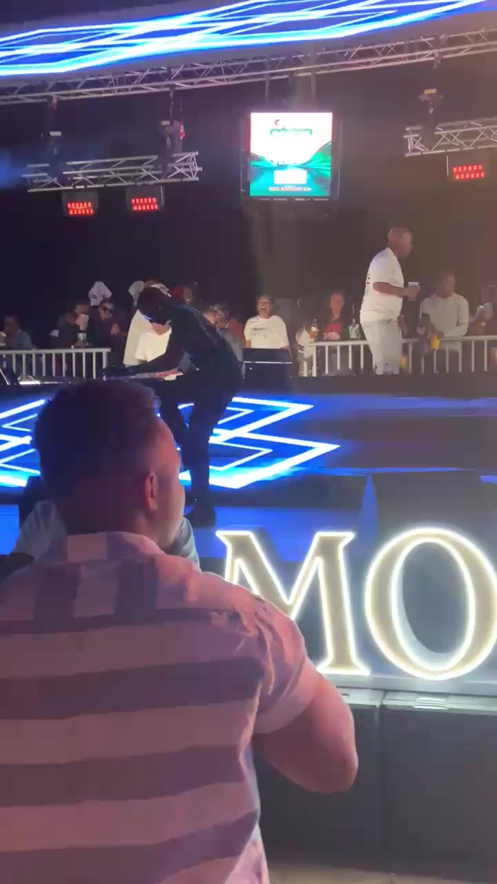 @PelleDeepKingWrld