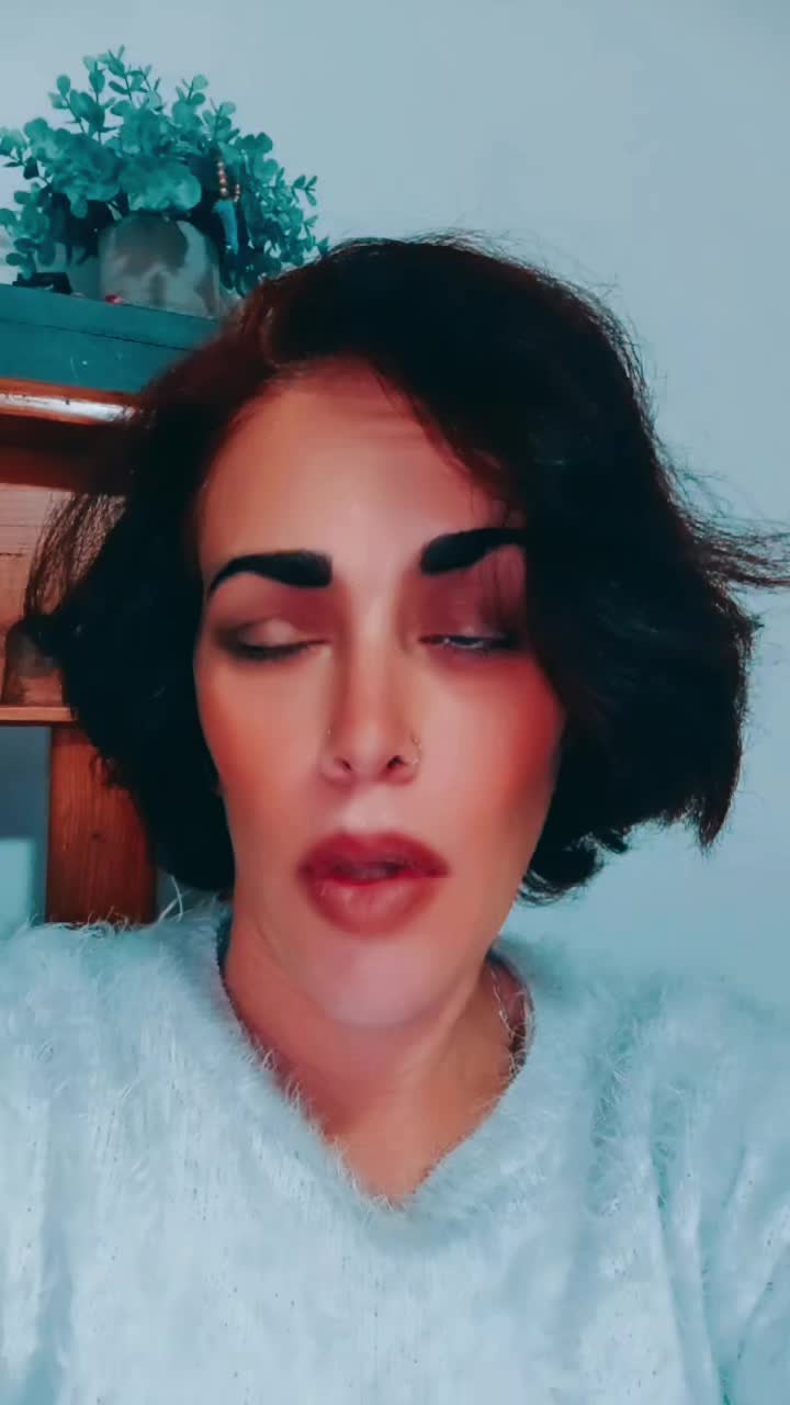 @Kat_ Landry_
