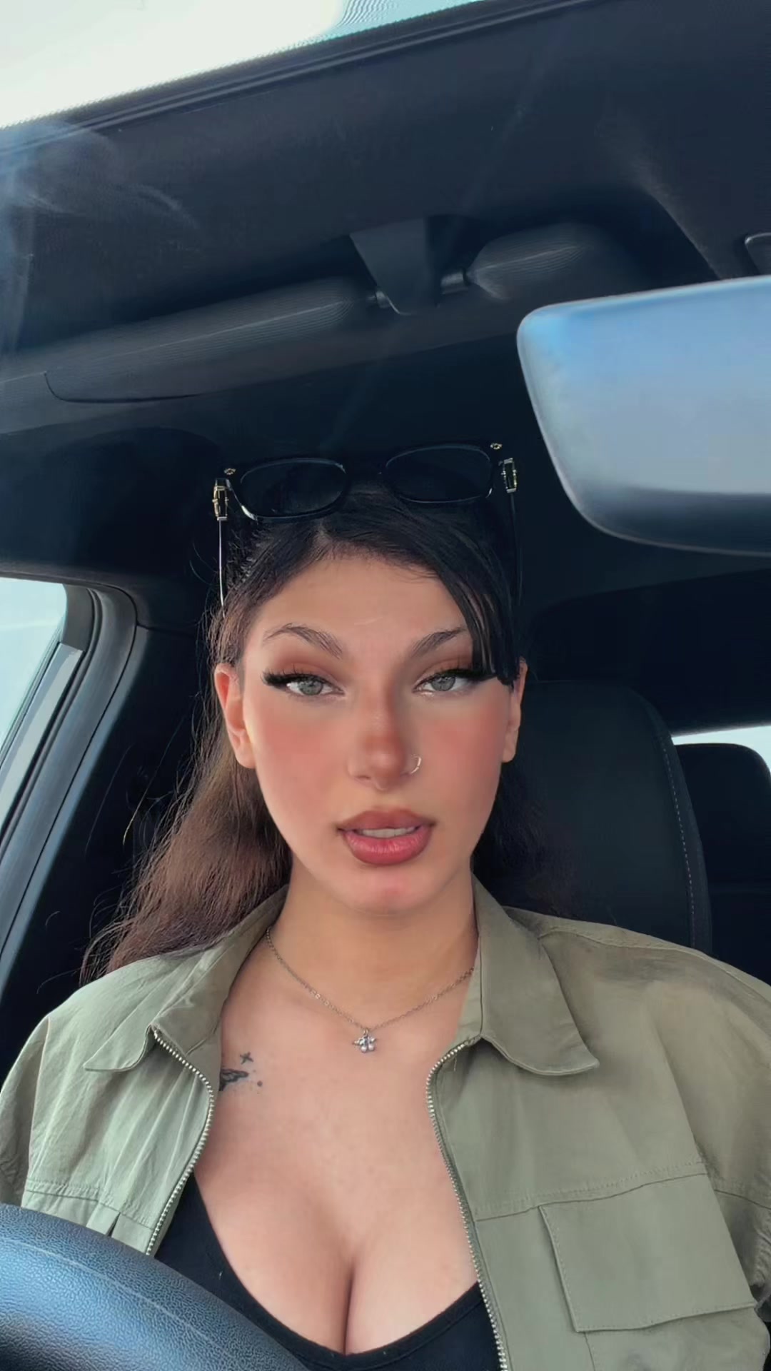 @𝐄𝐥𝐢𝐧𝐚🦋
