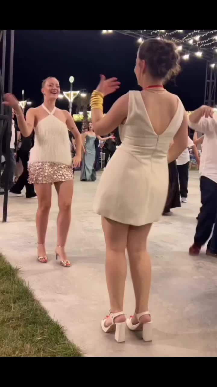 @Gizemnur 34Y