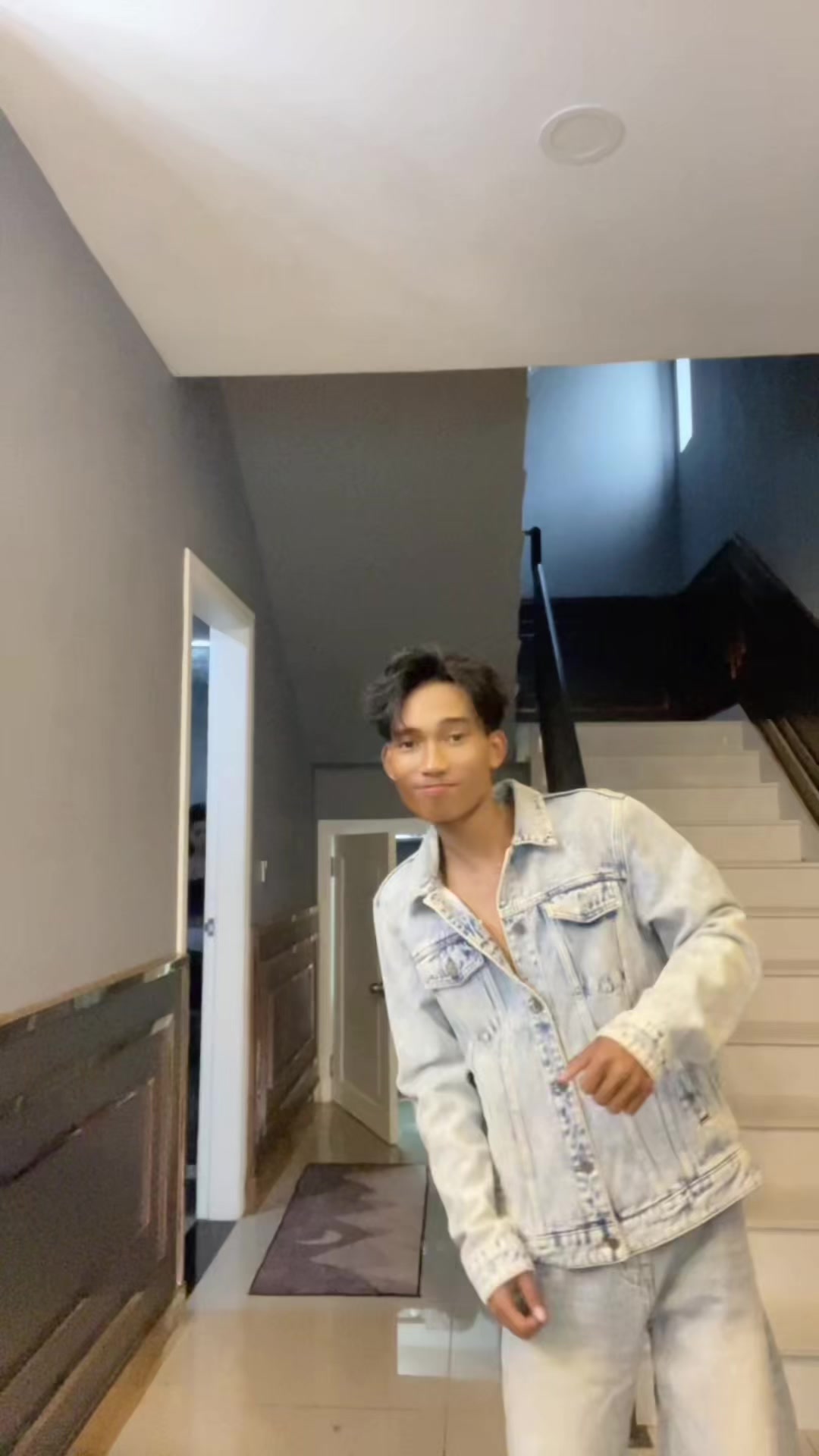 @ចាំល្បីចាំដាក់ឈ្មោះ