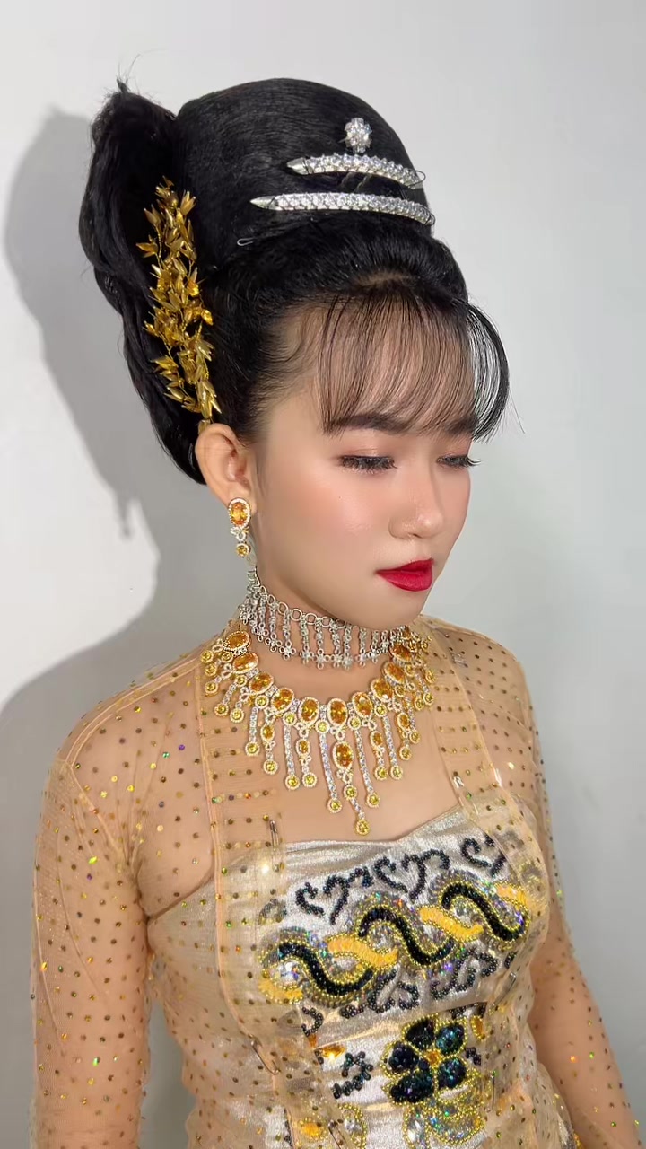 @Muakonaing