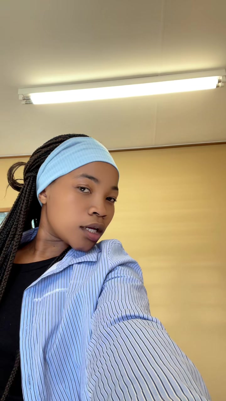 @Mamgebe_Nyatsha