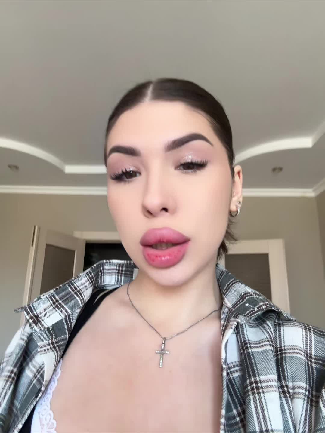 @тгк: А R