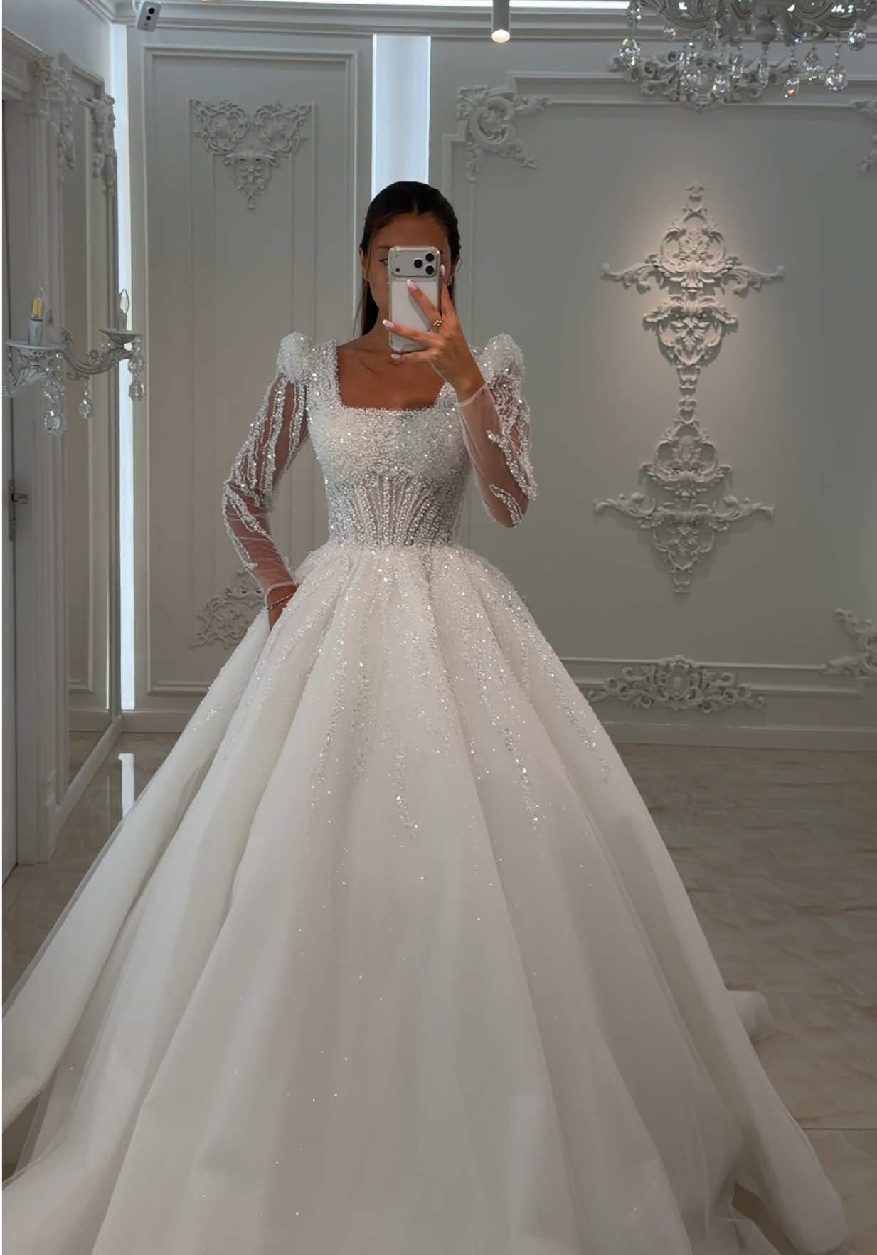 @vio.wedding.dresses
