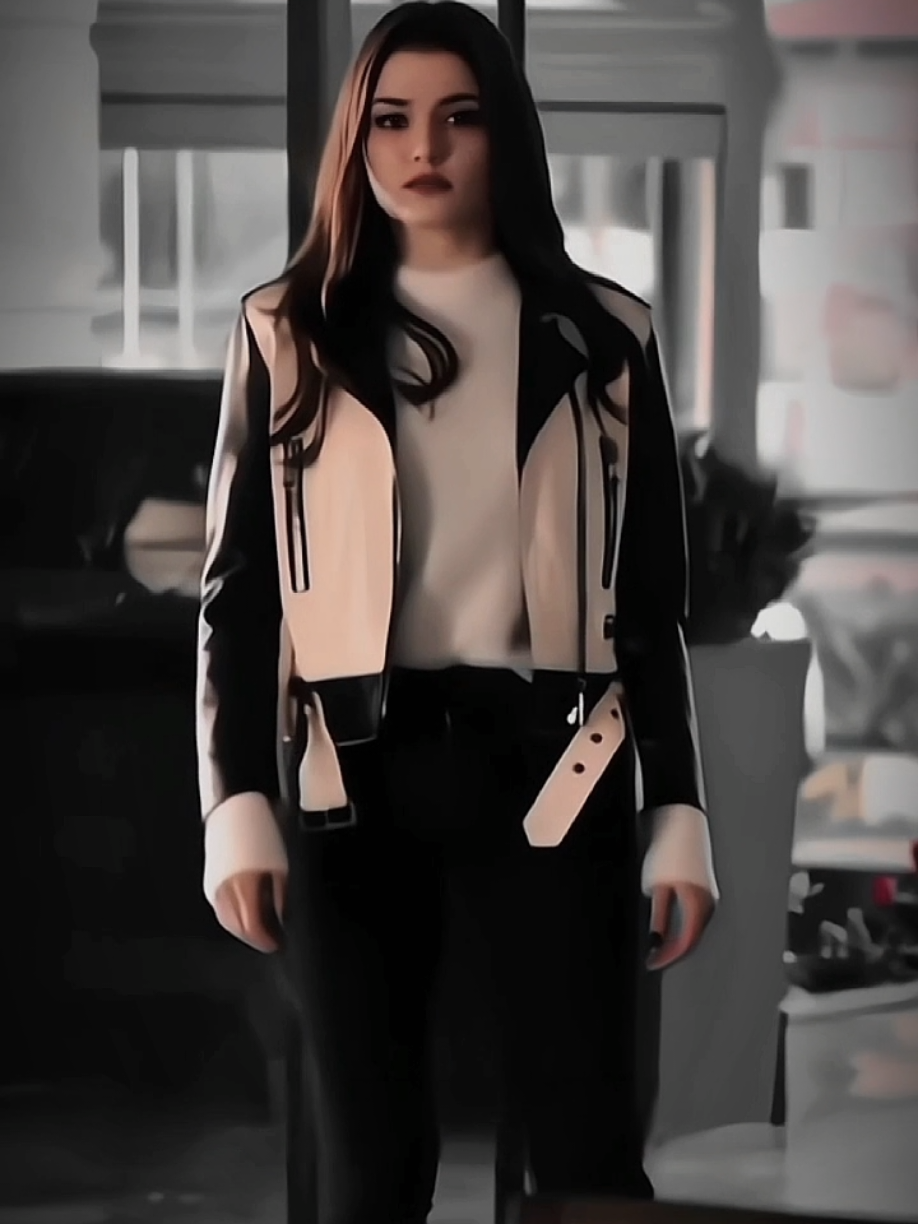 @💞Hande ercal💞