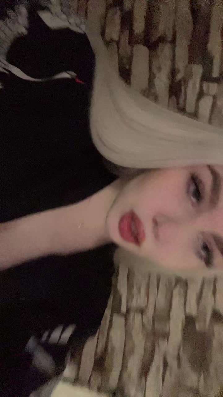 @Яна