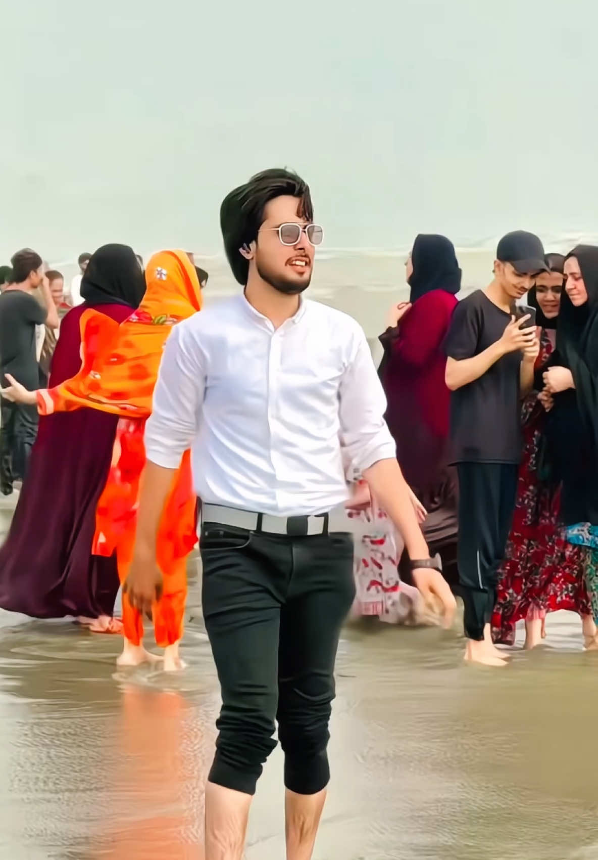 @Usama Badshah