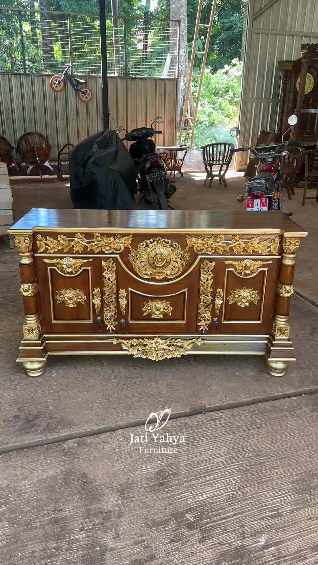 @Jati Yahya Furniture