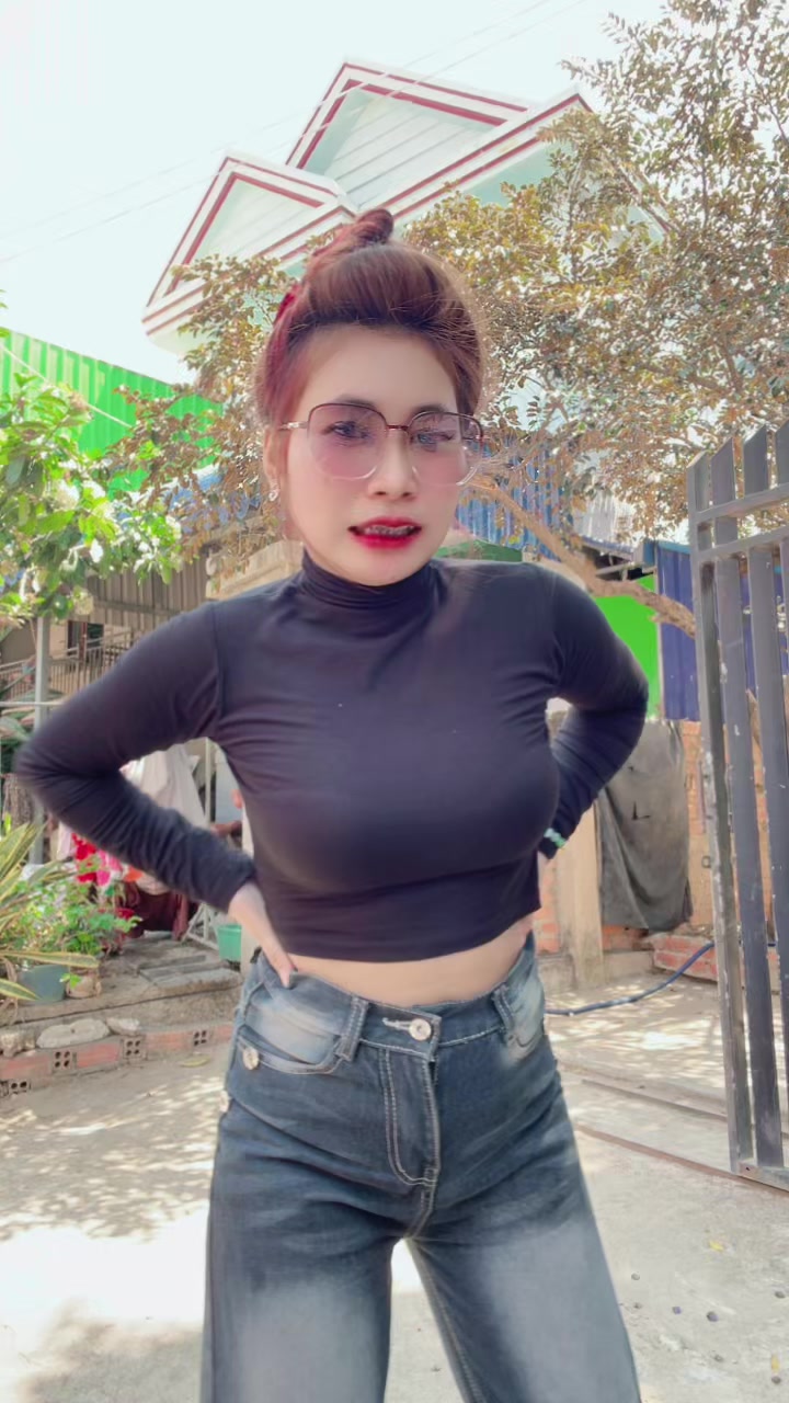@ស្រី ដាវ