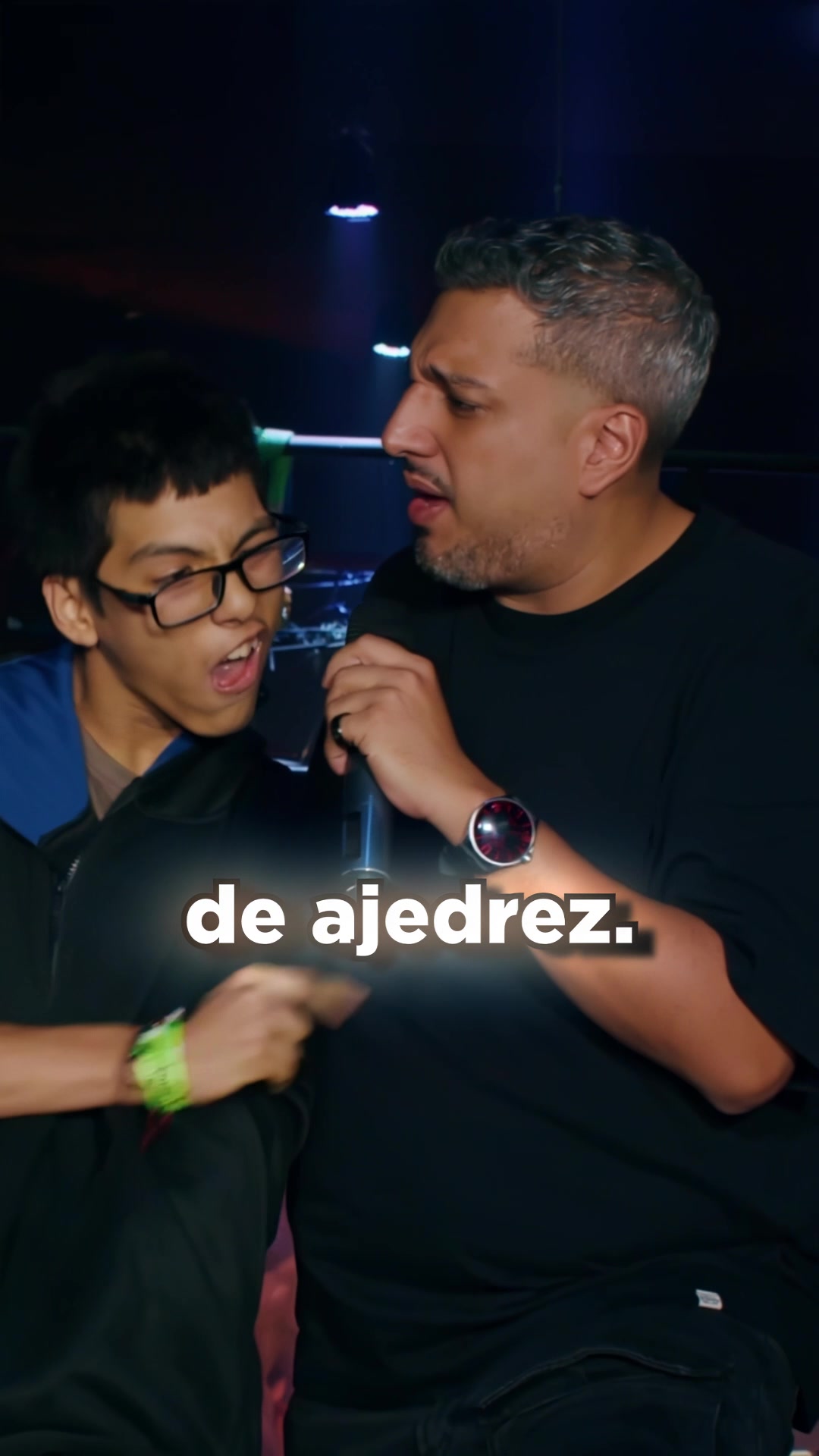 @Hablando Huevadas