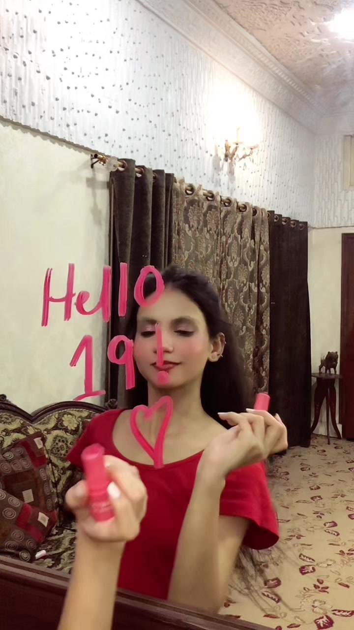 @✭