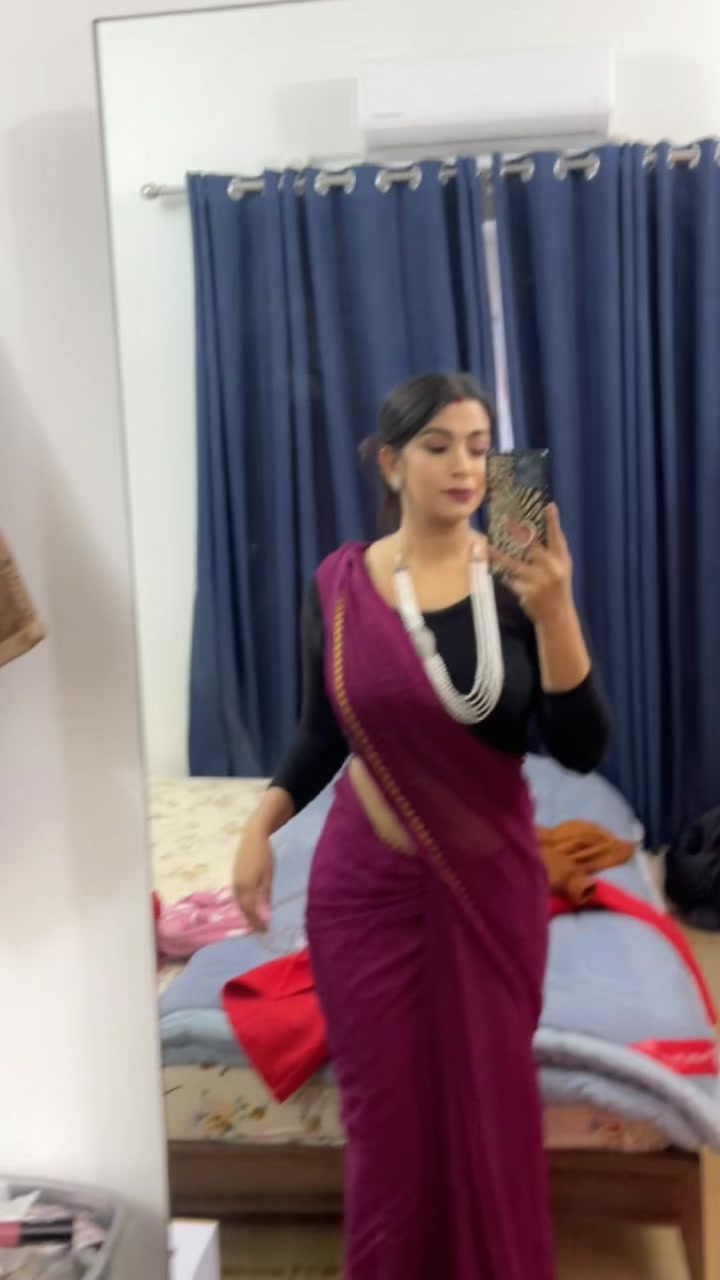 @aarushi_bhandari